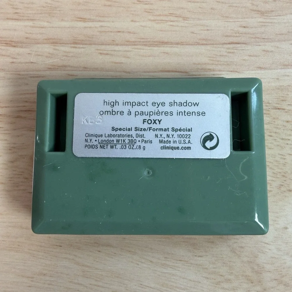 Vintage Clinique High Impact Eye Shadow 04 Foxy Green Case Travel Mini 0.03 oz